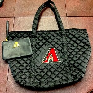Arizona Diamondbacks Bag with wristlet/clutch